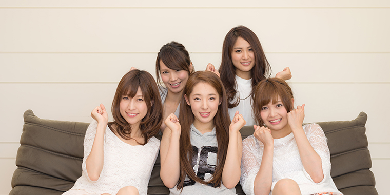 5人の女子