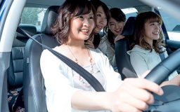 友達とドライブ